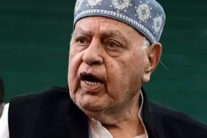 फारूक अब्दुल्ला का बड़ा बयान : जम्मू-कश्मीर सरकार को लेकर कह दी बड़ी बात, संघर्ष बढ़ने पर गंभीर आर्थिक परिणामों की दी चेतावनी