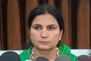 कांग्रेस अध्यक्ष सारिका सिंह का गजेन्द्र खींवसर पर जुबानी हमला, कहा- चिकित्सा मंत्री का बयान महिलाओं का अपमान