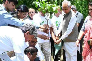 जल संकट और सूखे के हालात पर सरकारें करे पर्यावरण संरक्षण का काम : गहलोत 