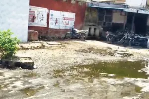 असर खबर का :  दो घन्टे में ही हुआ चकाचक, लोग बोले अब भी तो हुई सफाई