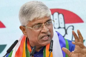 यूपी चुनाव से पहले कांग्रेस का सबसे बड़ा दांव, दलित नेता राजेंद्र पाल गौतम को सौंपी यूपी की कमान