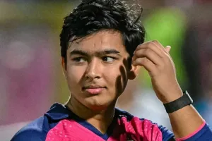 इंग्लैंड दौरे पर अलग ड्रेसिंग रूम का उपयोग करेंगे वैभव सूर्यवंशी, आईसीसी और ईसीबी के अंडर-16 सुरक्षा नियमों के तहत लिया गया फैसला