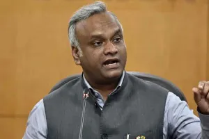 केन्द्र के इशारों पर काम कर रहा चुनाव आयोग, सरकार के हाथों की कठपुतली बना : प्रियांक 
