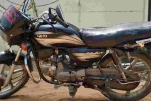 कालवाड़ थाना पुलिस ने वाहन चोर को किया गिरफ्तार, चोरी की बाइक बरामद 