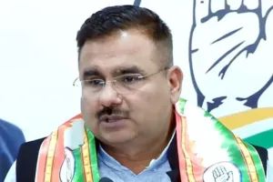 राम मंदिर चढ़ावा चोरी विवाद: कांग्रेस का भाजपा-आरएसएस पर तीखा हमला, आलोक शर्मा ने कहा- जिन लोगों ने प्रभु श्रीराम को नहीं छोड़ा, वे देश को क्या छोड़ेंगे 