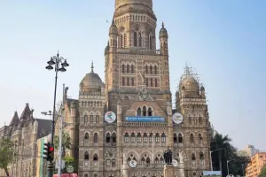 मुंबई में बम की धमकी: बीएसई, सीएमओ और बीएमसी को उड़ाने का मिला ईमेल, सुरक्षा एजेंसियां हाई अलर्ट पर