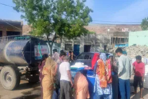 चार दिन से जलापूर्ति ठप, गहराया पेयजल संकट