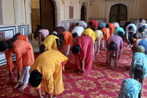 योग दिवस पर हवामहल में योग जागरूकता कार्यक्रम आयोजित