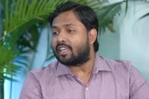 सरेंडर करने कोर्ट पहुंचे खान सर, अदालत में बढ़ी हलचल