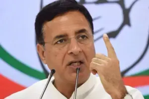 सुरजेवाला का केंद्र पर निशाना: भाजपा ने राज्यसभा सीट न देकर किया देवेगौड़ा का अपमान, बोले- कुमारस्वामी द्वारा इस व्यवहार को स्वीकार करना आश्चर्यजनक