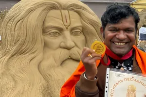 रूस में सुदर्शन पटनायक का सम्मान, ग्रैंड सैंड मास्टर कप पाने वाले पहले भारतीय बने