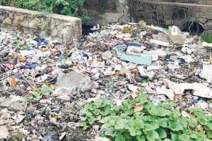 'नो-वर्क' पॉलिसी - बरसात सिर पर लेकिन अभी तक नहीं हो पाई नालों की सफाई