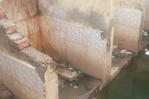 नाहरगढ़ बस स्टैंड पर बदहाल शौचालय, गंदगी-दुर्गंध से यात्री परेशान