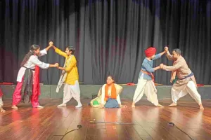 जयपुर में गूंजा देशभक्ति का जज्बा, 'तिरंगा: ए जर्नी' ने बांधा समां