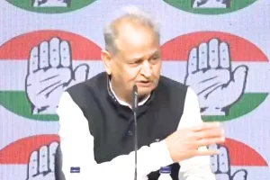 राम मंदिर चंदा चोरी मामला अत्यंत गंभीर : लीपापोती करने की बजाय तत्काल भंग हो ट्रस्ट, गहलोत बोले- देश के गांव-गांव तक पहुंचा मुद्दा