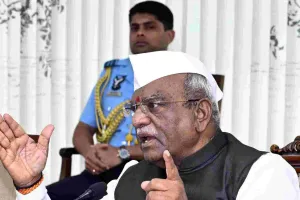 राज्यपाल हरिभाऊ बागडे ने विशेष बैठक में टीबी उन्मूलन प्रगति की समीक्षा की, घर-घर जाने और सर्वे कर टीबी मुक्त राजस्थान का किया आह्वान