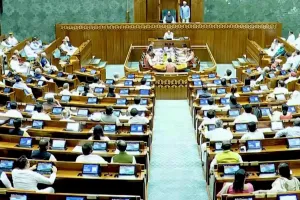 लोकसभा में नीट विवाद गरमाया, विपक्ष ने छात्रों पर पुलिस कार्रवाई को लेकर सरकार को घेरा