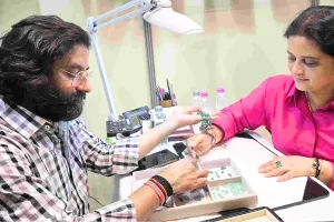 जयपुर ज्वैलरी शो (JAS 2026) : वीकेंड पर उमड़े विदेशी खरीदार, कलर स्टोन और रत्नों की बढ़ी भारी डिमांड 