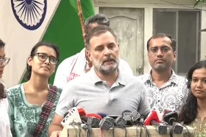 छात्रों की मांगों पर कोई समझौता नहीं, राहुल गांधी बोले- आंदोलन के दौरान एक छात्रा को आंख में लगी 