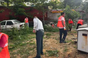 जनसहभागिता से सिंधी कैंप बस स्टैंड पर चला 'पिंक ड्राइव 2.0' सफाई अभियान, सार्वजनिक स्थानों को स्वच्छ रखने की अपील