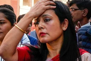 महुआ मोइत्रा को कलकत्ता हाईकोर्ट से राहत नहीं, सुरक्षा याचिका पर तत्काल सुनवाई से अदालत ने किया इंकार