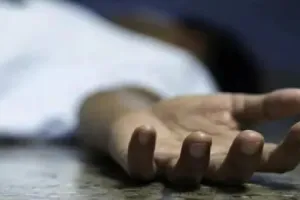 सागर में रिश्तों का खून! पैसों के विवाद में बेटे ने की पिता की हत्या, घास के नीचे छिपाया शव
