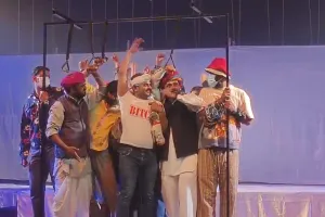जयपुर में 'गोरधन के जूते' का शानदार मंचन, सामाजिक संदेश ने जीता दर्शकों का दिल