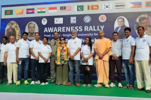 एशियन पैरा ओलंपिक थ्रोबॉल अभियान में सेवा का रंग, खिचड़ी प्रसादम् वितरण से दिया सेवा और समरसता का संदेश