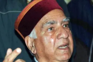 पेपर लीक कानून ऐतिहासिक कदम, लोकतंत्र को भीड़तंत्र में नहीं बदलना चाहिए: शांता कुमार