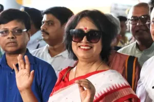 कौन है तस्लीमा नसरीन? जो 19 साल बाद पहुंची कोलकाता, हिंसक विरोध प्रदर्शनों के बीच छोड़ना पड़ा था शहर