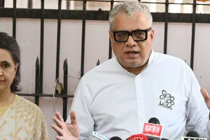 टीएमसी का केंद्र पर तीखा हमला: भाजपा संसद में ज़बरदस्ती करा रही है बिल पास, डेरेक ओ'ब्रायन ने लगाया महत्वपूर्ण कानूनों को जल्दबाज़ी में पास कराने का आरोप 