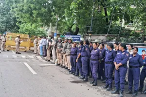 छात्रों की गूंज' अभियान के तहत कांग्रेस का कलेक्ट्रेट घेराव, एक मंच पर दिखे सभी बड़े नेता