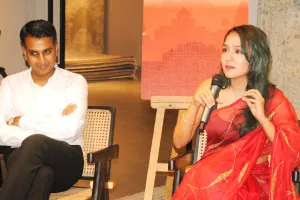 एलएसजी जयपुर में काव्य, अध्यात्म एवं दर्शन से सराबोर प्रेरणादायी संध्या आयोजित, लेखा वाशिंगटन ने कहा- व्यक्ति के मन से होती है वास्तविक आजादी की शुरुआत