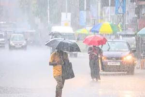 Weather Update : जयपुर सहित कई जिलों में हुई बारिश, 17 जिलों में येलो अलर्ट