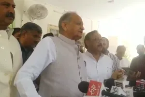 निकाय-पंचायत चुनाव में टिकट को लेकर गहलोत का बड़ा बयान, बोले- मेरी सिफारिश भी मत मानना, जमीनी हकीकत देखें