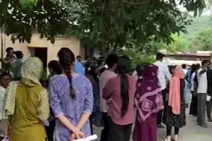 एंट्रेंस एग्जाम के दौरान बिजली गुल : अभ्यर्थियों के सिस्टम अचानक बंद, 49 अभ्यर्थियों की दोबारा होगी परीक्षा