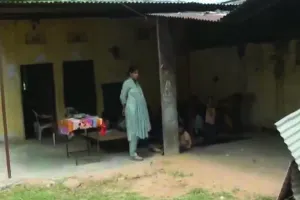 रामपुरा-कंवरपुरा स्कूल एक ही तबेला नहीं : 1210 स्कूल जमींदोज किए जाने के इंतजार में, 611 स्कूल बिना भवनों के संचालित