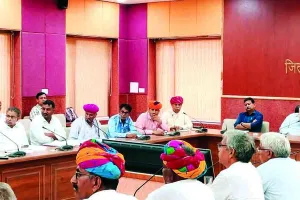 प्रजेंटेशन से नहीं माने किसान : अब ट्रैक्टरों से कूच की तैयारी, ग्रीनफील्ड एक्सप्रेसवे का विरोध