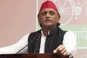 यूपी चुनाव से पहले सपा का महिला कार्ड, अखिलेश बोले- महिलाओं को हर साल देंगे 40 हजार रुपये