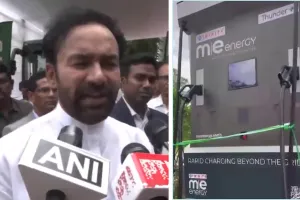 इथेनॉल से बनेगी बिजली, अब बिना ग्रिड कनेक्शन चार्ज होंगी इलेक्ट्रिक कारें; भारत में लॉन्च हुआ नया EV चार्जिंग सिस्टम