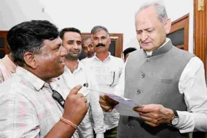 राजस्थान में पंचायत शिक्षकों का बड़ा आंदोलन, 23 हजार कर्मचारियों ने नियमितीकरण और दो साल की अनुभव छूट के आदेश की मांग उठाई