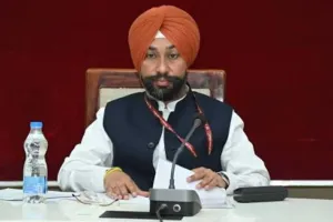 सफाई कर्मचारियों के लिए आयोग की बड़ी मांग! कुशल-अर्द्धकुशल-अकुशल वर्गीकरण और जोखिम भत्ते की सुविधा देने की अपील, पीड़ित परिवारों को 30 लाख की आर्थिक सहायता