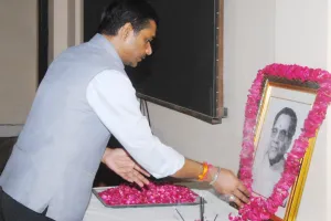 राजस्थान विधानसभा में हरिशंकर भाभड़ा की जयंती पर श्रद्धांजलि, अध्यक्ष देवनानी बोले- लोकतांत्रिक मूल्यों के सच्चे प्रहरी थे