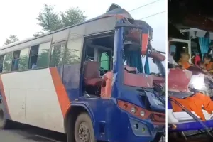 कोड़रमा में सड़क हादसा: कांवरियों से भरी बस और ट्रक की जोरदार टक्कर, 3 की मौत; 34 से ज्यादा घायल
