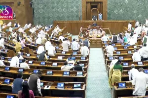सत्र के आखिरी दिन भी संसद में रार: लोकसभा अनिश्चितकाल के लिए स्थगित, सरकार और विपक्ष में टकराव