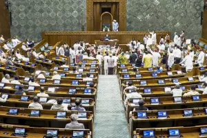 राज्यसभा में प्रश्नकाल बाधित: राम मंदिर चढ़ावा चोरी विवाद पर विपक्ष का हंगामा, खड़गे पर पद का दुरुपयोग करने का आरोप