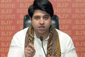 शहजाद पूनावाला का भाजपा से इस्तीफा: पांच साल बाद पार्टी छोड़ी, नितिन नवीन को पत्र लिखकर फैसला स्वीकारने की मांग
