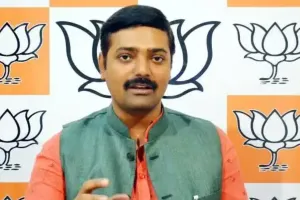 अखिलेश के महिला वादों पर भाजपा का पलटवार, राकेश त्रिपाठी बोले- हवा-हवाई हैं घोषणाएं