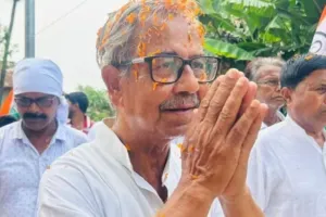 TMC के पूर्व विधायक आशीष बनर्जी ने की आत्महत्या: पार्टी कार्यालय से शव बरामद, मौके से कथित सुसाइड मिला नोट