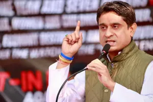 यूजीसी-नेट की तीन परीक्षाएं रद्द होने पर कांग्रेस का हमला, कहा- ‘पेपर लीक नक्सल’ देश के लिए बड़ा खतरा